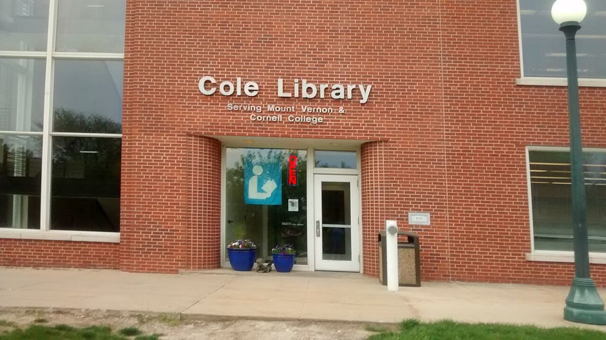 Entrance of Cole Library, the Mount Vernon and Lisbon community library, a red brick building